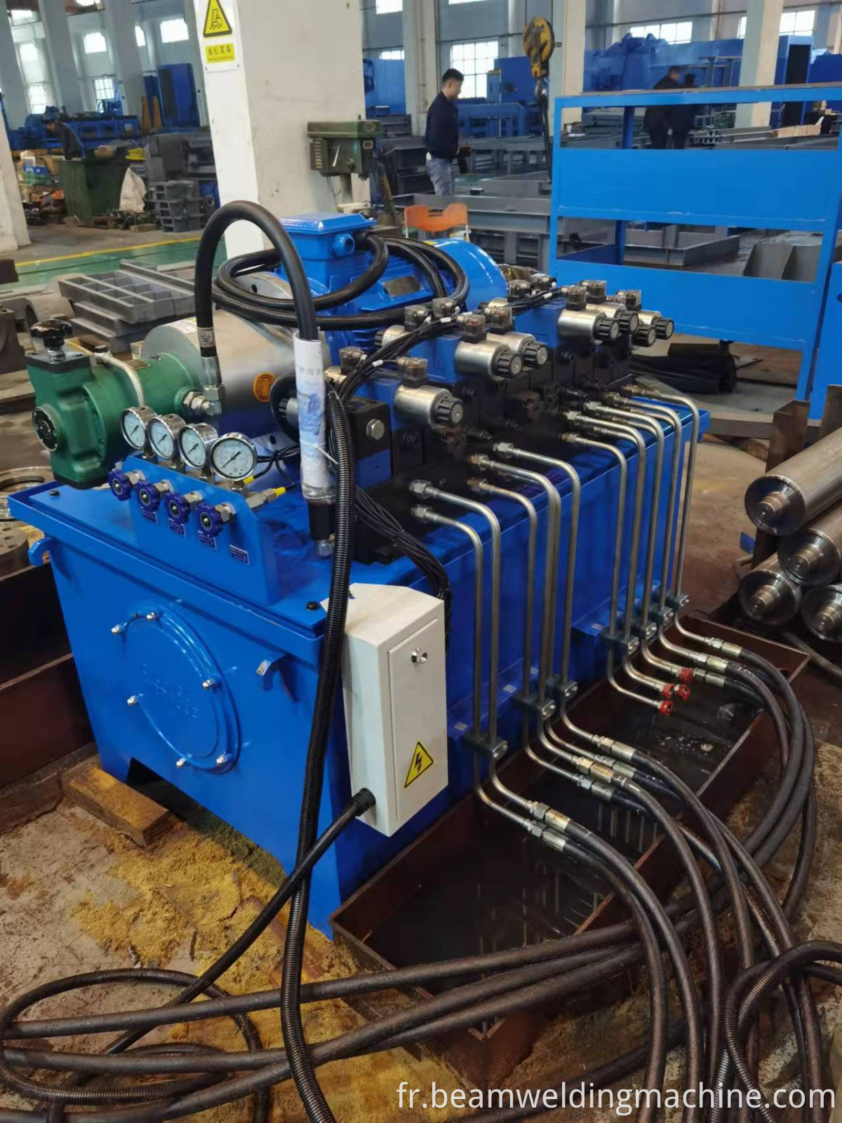 60B hydraulic station